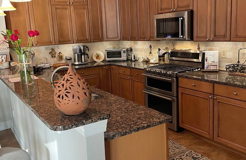 St. Augustine House | Private Oasis-Heated Pool-Sleeps 10-Fresh Eggs & Top Amenities-Pet friendly-cozy