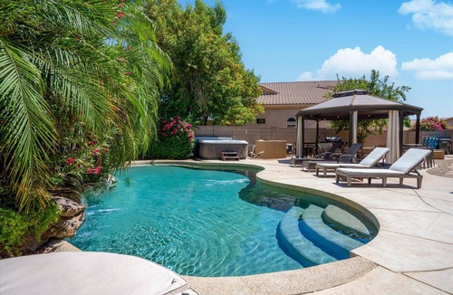 Arabian Crest House | Private Oasis | Heated Pool, Spa, Firepit & Gazebo