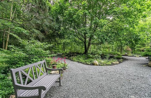 Hammondsport House | Private oasis on 12acre estate 15min to Keuka Lake