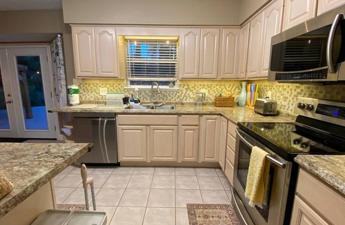 Southside House | Private Oasis: Pool & Garden Paradise, HotTub & Coffee
