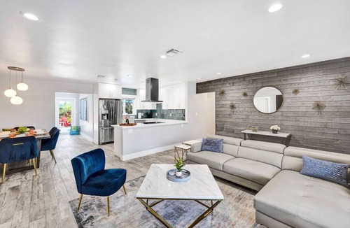 Wilton Manors House | Private Oasis w/Heated Pool - Wilton Dr & Beach