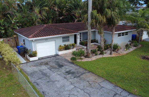 Royal Poinciana House | Private Oasis w/Pool, 7 min to Beach, Pool Table