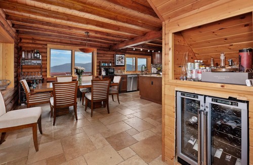 Escondido Cabin | Private ocean-view estate - Close to Surf Cup, Beaches, LegoLand, Safari Park