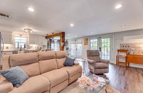 Titus House | Private On-Site Boat Dock Cabin on Lake Jordan