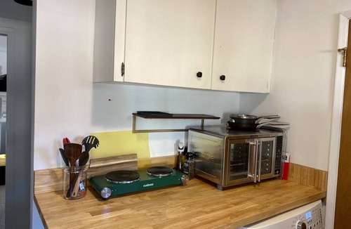 West Wenatchee House | Private one bed one bath stay