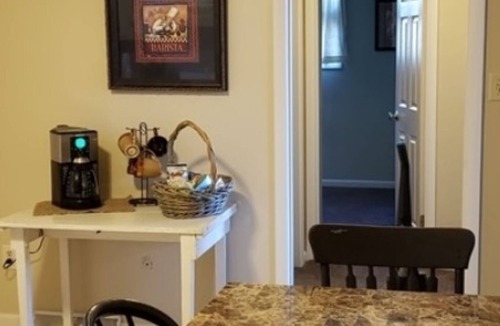 Dillsburg Apartment | Private One Bedroom Apartment on a Golf Course