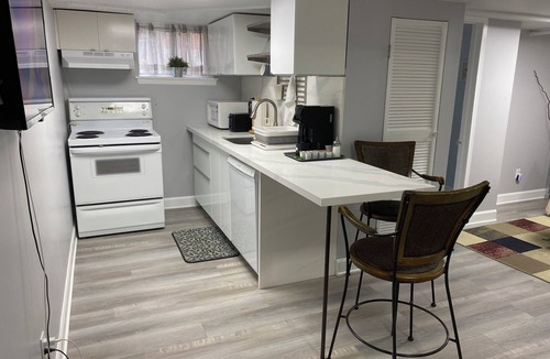 Clairlea House | Private one-bedroom apartment with separate entrance + free parkingn
