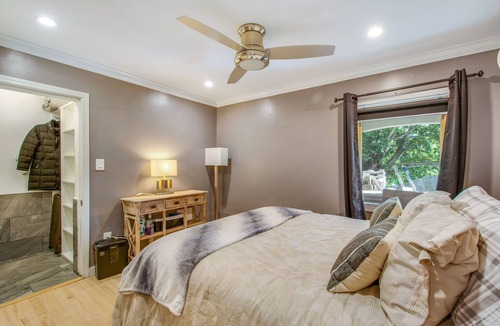 View Park-Windsor Hills Apartment | Private one bedroom ADU -Separate Entry - View Park