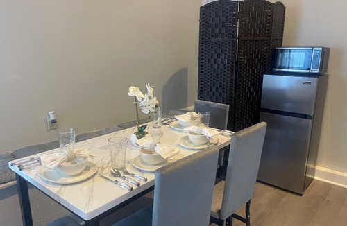 Scranton Apartment | Private open floor plan studio apartment