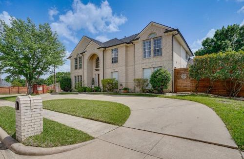 Bedford House | Private Outdoor Oasis! Luxe Bedford Getaway w/Gym