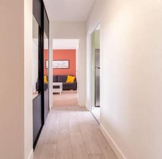 Sainte-Therese - Quineleu Apartment | Private parking Spacious and bright