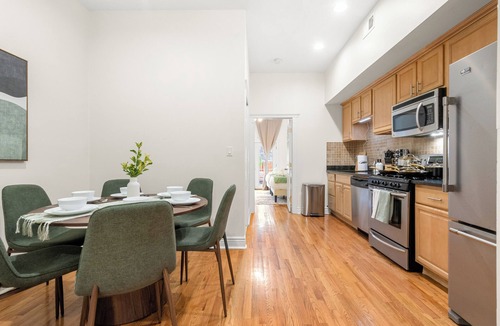 Hoboken Condo | Private Patio Apt Min to NYC Sleeps up to 9 Free Parking Washer/Dryer
