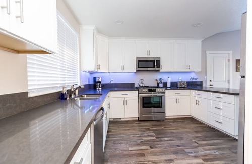 Cedar Ridge House | Private Penn Valley Home with Hot Tub & Fireplace