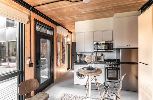 South Perry District Apartment | Private Pet-Friendly Micro Studio with Wifi & Self Check-In