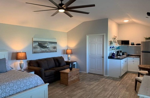 Lamar Cabin | PRIVATE PIER, "FLOUNDER FLATS" CABIN ON COPANO BAY