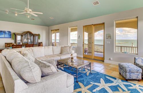 Rockport Villa | Private Pier: Waterfront Fulton Villa!