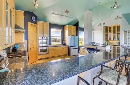 Rockport Villa | Private Pier: Waterfront Fulton Villa!