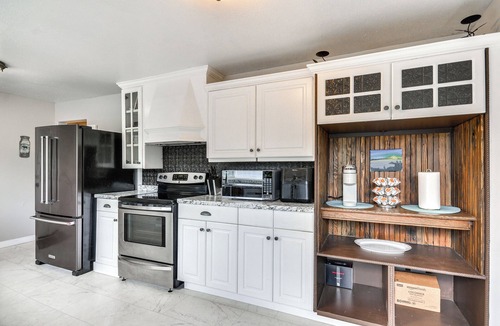 Cathlamet House | Private PNW Getaway on Puget Island!