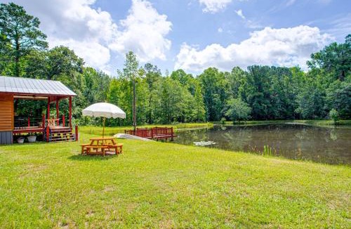 Orangeburg County House | Private Pond Cabin w/Fire Pit & Deck