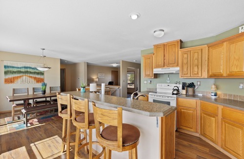 Hot Springs House | Private Pond Retreat Near Angostura Reservoir Sleeps Large Groups