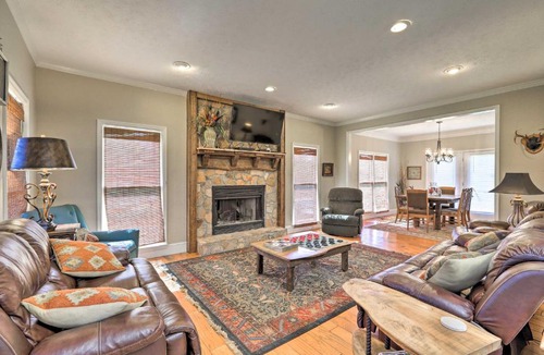 Pine Mountain Valley House | Private Pool and Deck Quiet Countryside Escape