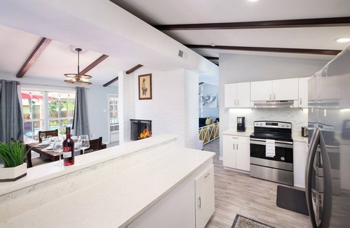 Southside House | Private Pool and game Rm,close to SeaWorld,Lackland,Six Flags.