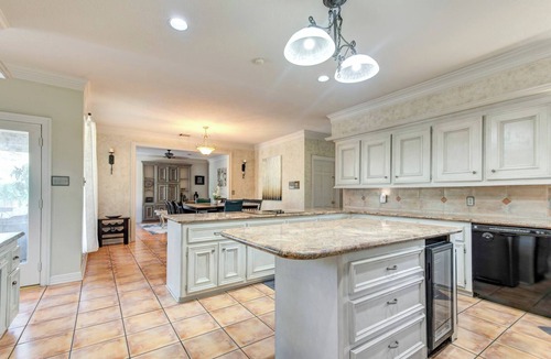 Memorial Northwest House | Private Pool and Spa, Spacious and Elegant, and Centrally Located Huge Estate