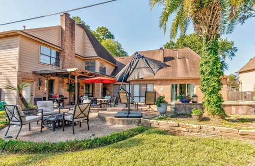 Memorial Northwest House | Private Pool and Spa, Spacious and Elegant, and Centrally Located Huge Estate