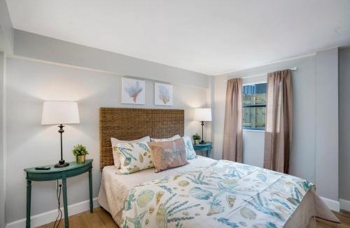 South Gate Ridge Apartment | Private pool, close to Siesta
