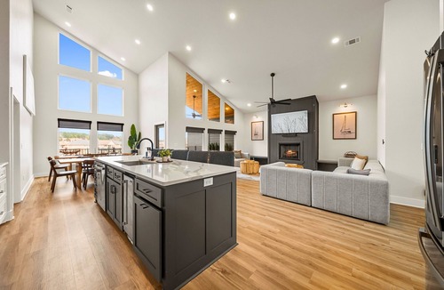 Hot Springs House | Private Pool, Dock, Movie Room on Lake Hamilton