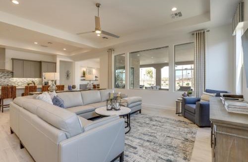 Palm Valley House | Private Pool & Grill: Modern Goodyear Retreat