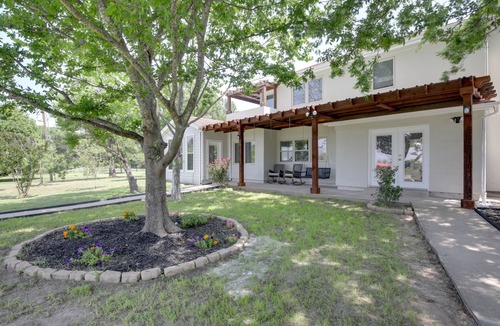 Kemp House | Private Pool & Guest House: Spacious Kemp Home!