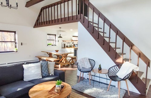 Long Pond Ski Chalet | Private Pool + Hot Tub Chalet Near Kalahari