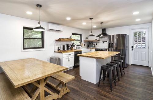 Long Pond Ski Chalet | Private Pool + Hot Tub Chalet Near Kalahari