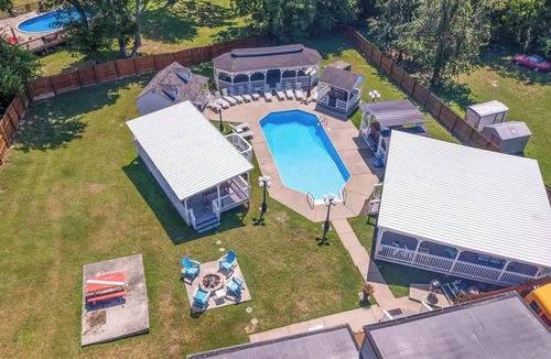 Nashville House | Private Pool! Hot Tub! Fire Pit