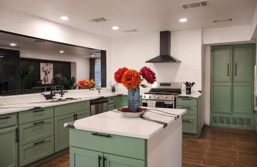 Hidden Creek House | Private Pool Movie Theater Sleeps 12/4BR