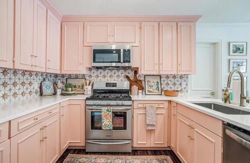 Westworth Village House | Private Pool Oasis | Spa & Game Room 12