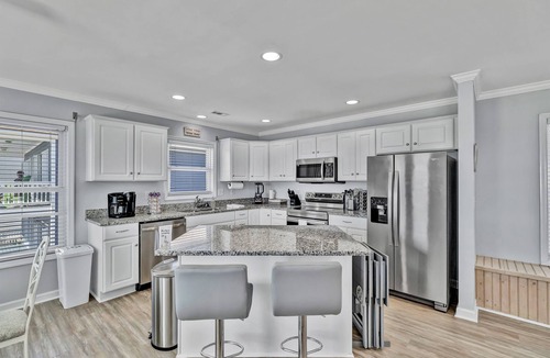 North Topsail Beach House | Private Pool & Ocean View
