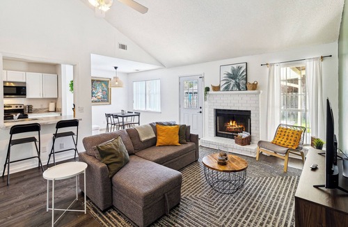 Pooler House | Private POOL Paradise w/Game Lounge!