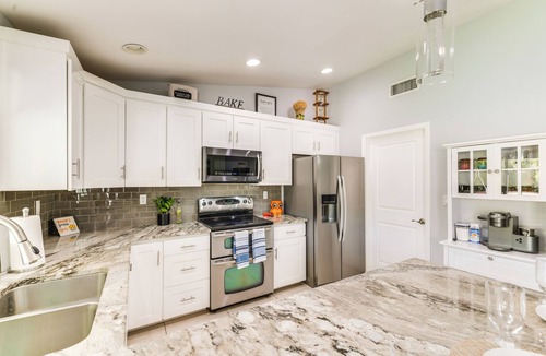 Parque Vista Estates Cottage | Private Pool & Playground: Phoenix Paradise!
