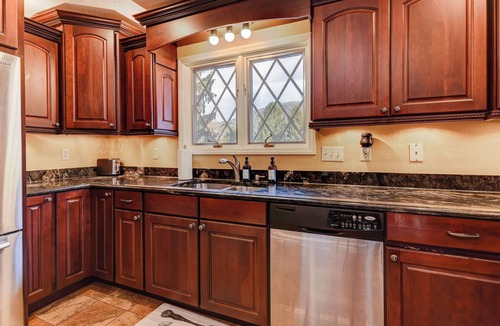 Fletcher House | Private Pool, Sleeps 14, Game Room, Hot Tub