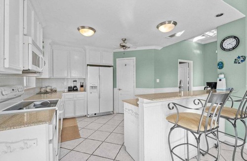 Terramar Beach House | Private Pool | Sleeps 7 | Ping Pong