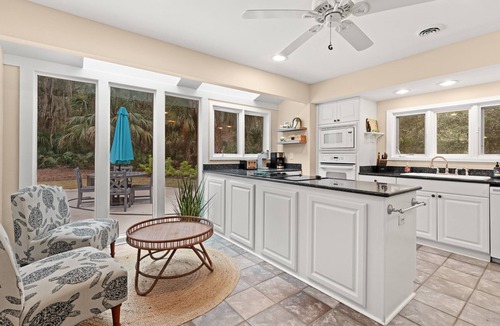 Heritage Woods House | Private Pool ~ Cabana ~ 5 Deer Run Lane