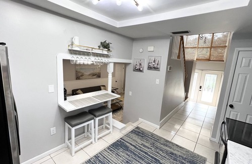 Melbourne Village House | Private Pool/ 20Min to Beach
