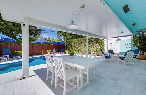 Juno Beach House | Private Pool + Backyard: Villa in North Palm Beach