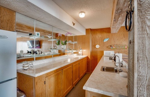 Lake of the Ozarks House | Private pool vacation home, spa, game rooms, HOA boat slip.