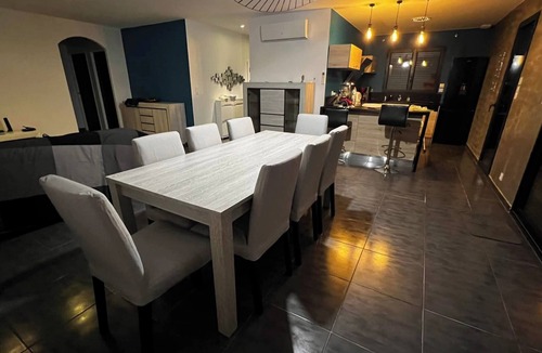 Fontes House | Private pool villa near Pézenas – peaceful, vineyards & sea 35 min