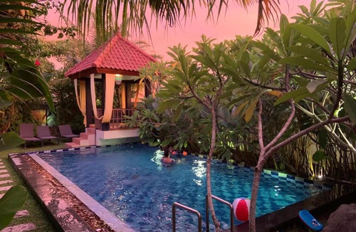 Sewon Villa | Private pool Villa Sawah Sewon