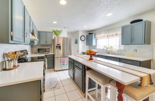 Heritage Villa | Private Pool & Yard! Massive San Antonio Villa