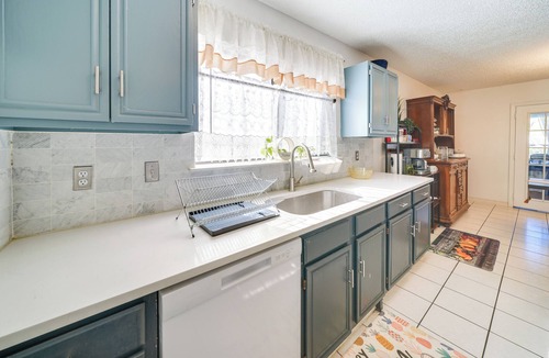 Heritage Villa | Private Pool & Yard! Massive San Antonio Villa